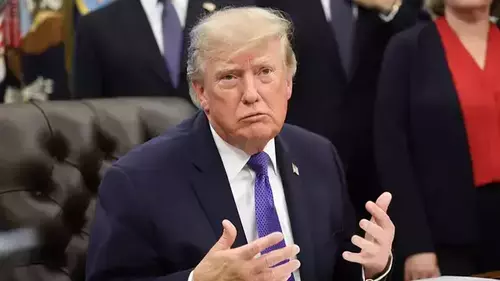 Ираны тухай Трампын илэрхийлэл хурц шүүмжлэл дагууллаа
